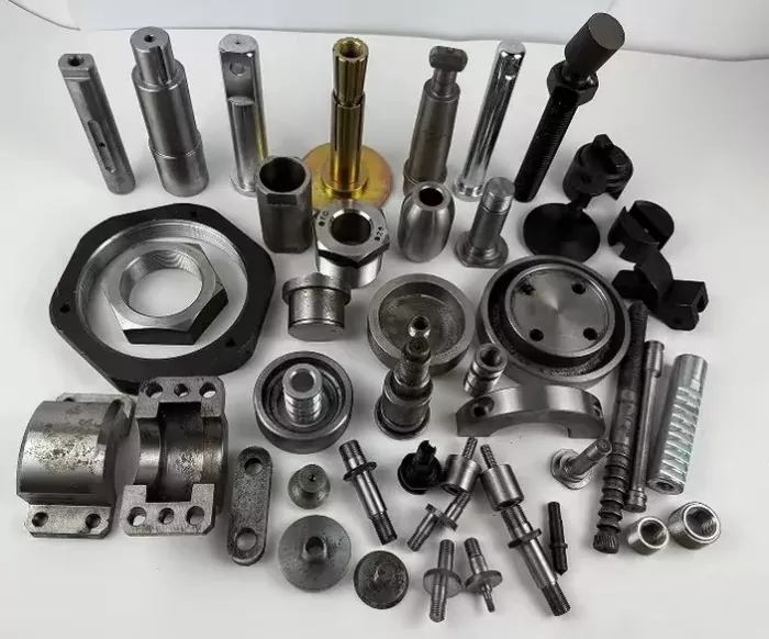 Kuris metalas geriausiai tinka tiksliųjų automobilių komponentams?